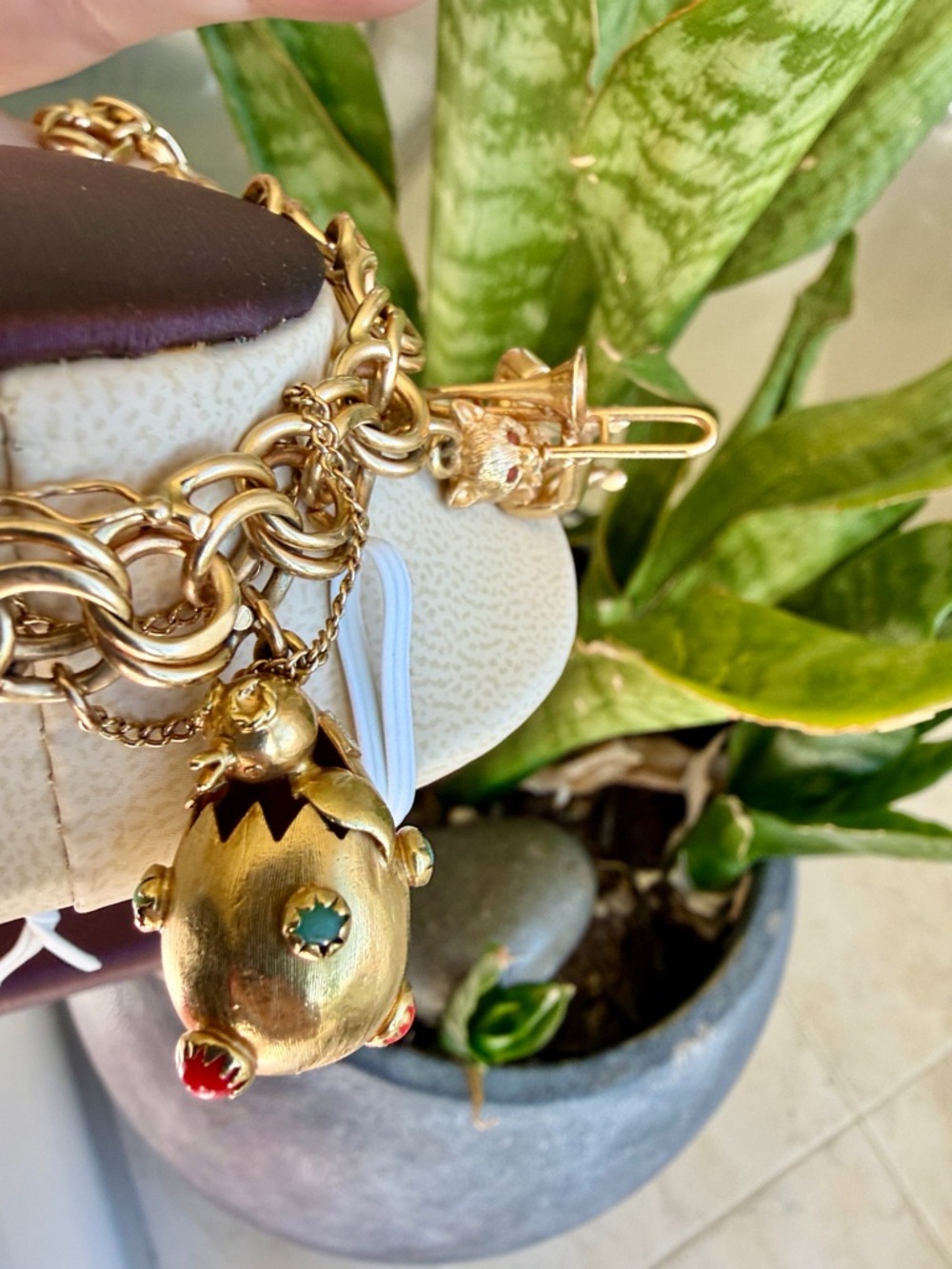 14 and 18 karat gold charm bracelet - Picture 8 of 10